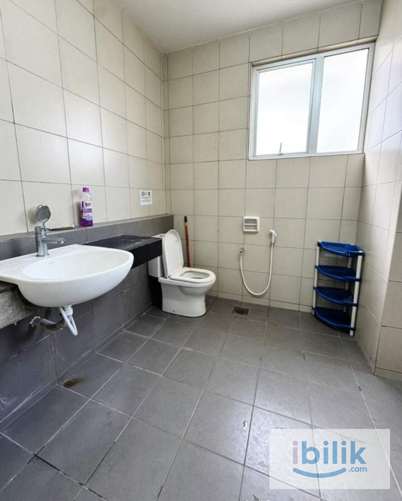 🏠Medium Room For Rent At Botanic Klang🏠Nearby🚗GM Klang,The Landmark,Aeon Mall Klang,Lotus Klang,🎉Urgent Move In - Image 2