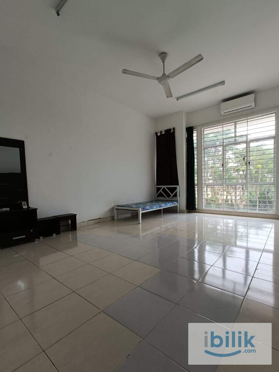 🏠Master Room At Botanic Klang🏠Zero Deposit Apply👌Urgent Move in‼️Nearby🚗The Landmark,Aeon Mall,HTAR - Image 1