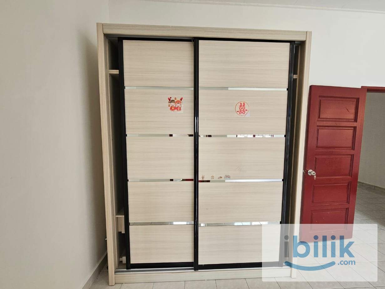 Bandar Botanic ,Klang @ MASTER ROOM! - Image 1