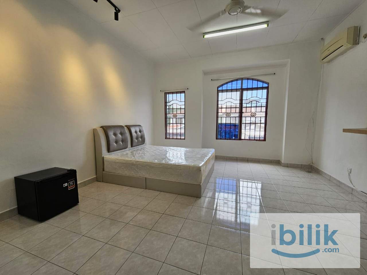 Bandar Botanic ,Klang @ MASTER ROOM! - Image 3