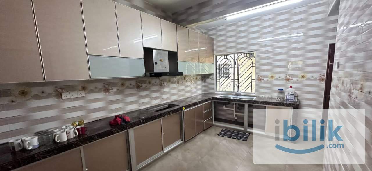 Bandar Bukit Tinggi 1(Next To Lotus) Klang @ MASTER ROOM - Image 3