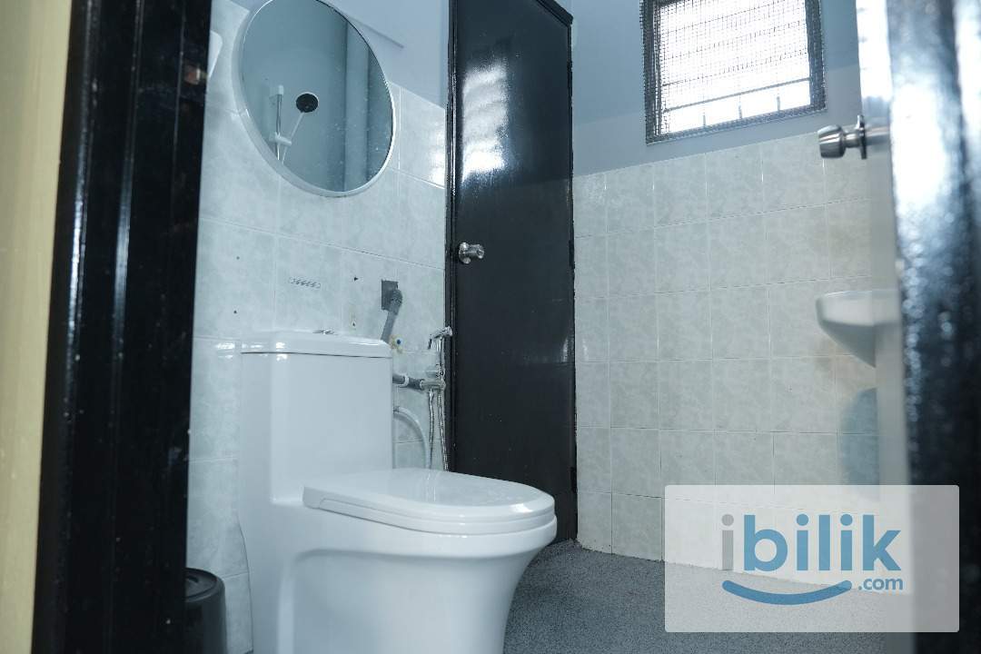 BILIK MEDIUM UNTUK DISEWA (PEREMPUAN) BANDAR BARU SALAK TINGGI  - Image 3