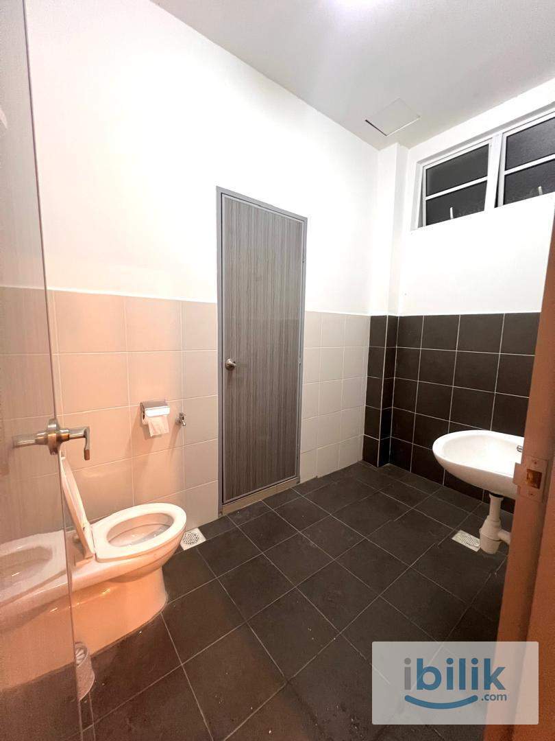 Semi D - Small Room - Image 8