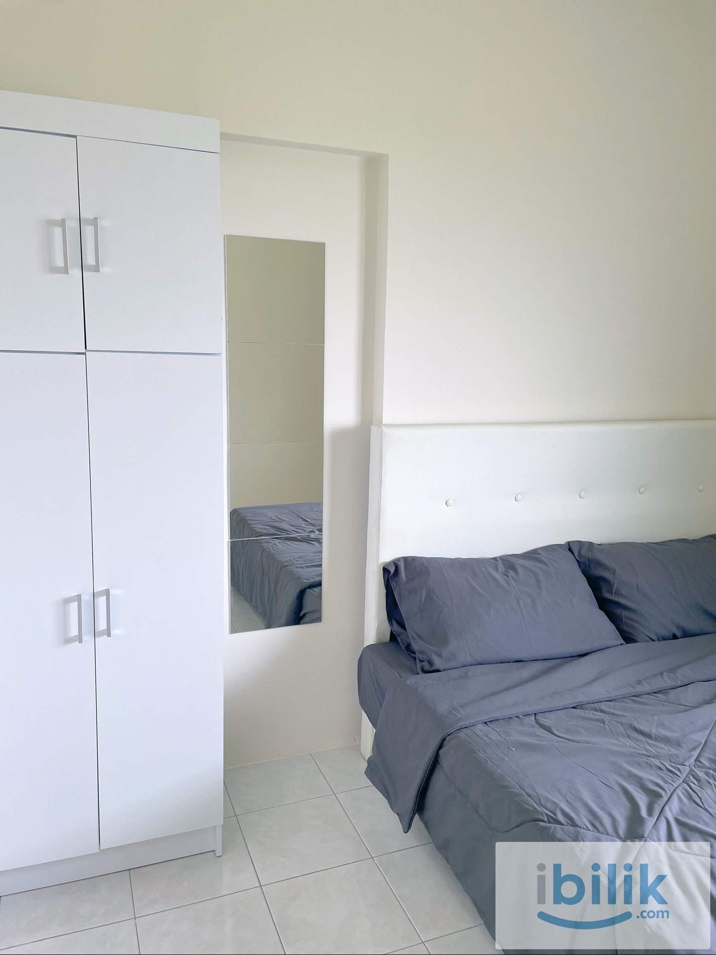 🏡 Muslimah unit | Relau / Bayan Lepas | Bedroom 1 - Image 3