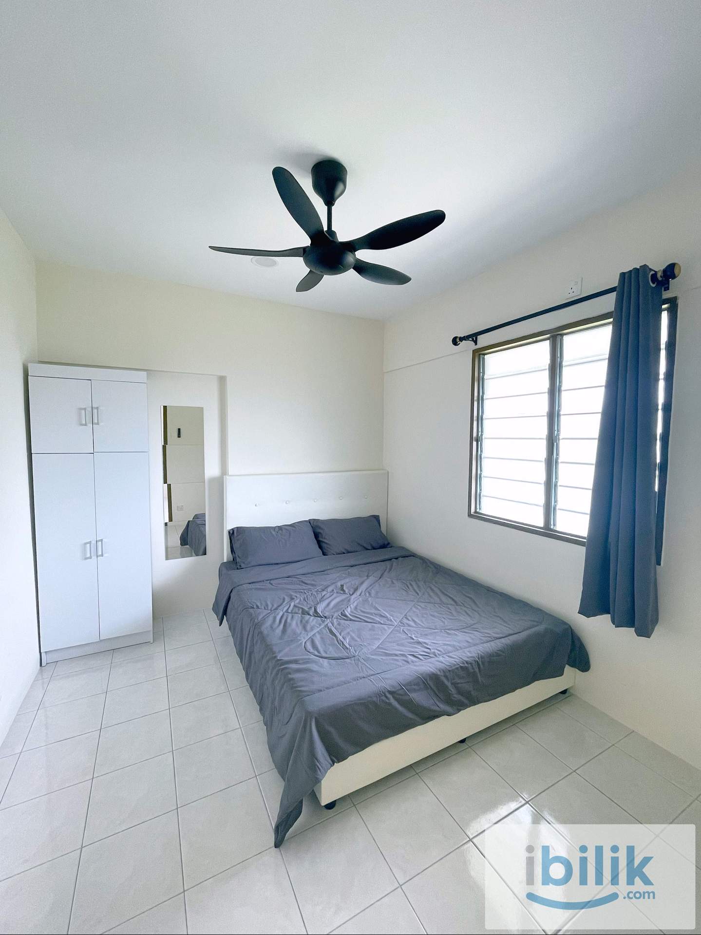 🏡 Muslimah unit | Relau / Bayan Lepas | Bedroom 1 - Image 6