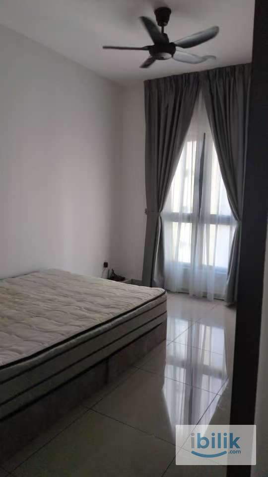 Master Room at Damansara Perdana, Petaling Jaya - Image 6
