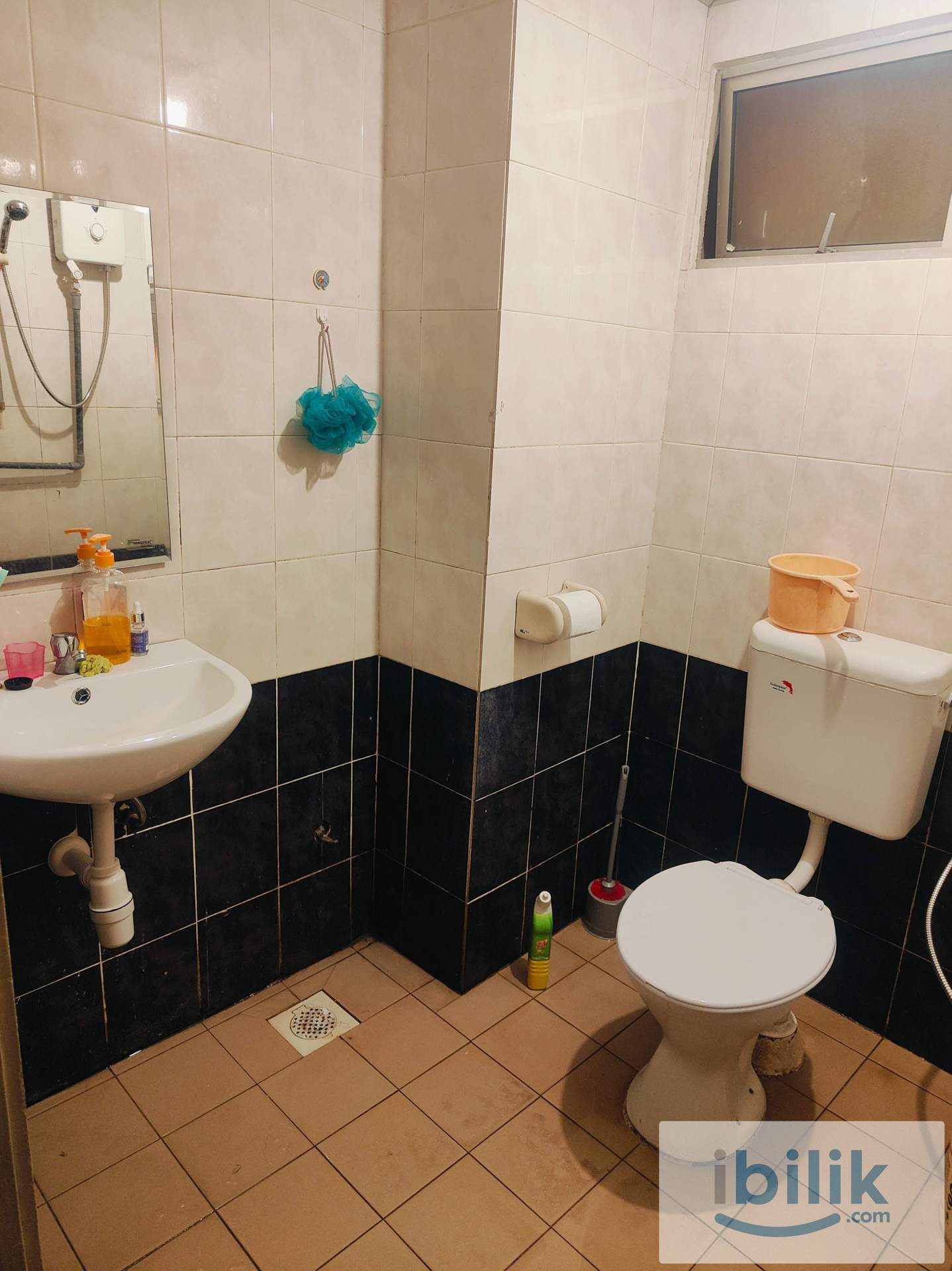 Private room in Endah Regal 10 min walk to lrtbukit jalil🚎. Low Deposit ready for move in - Image 5