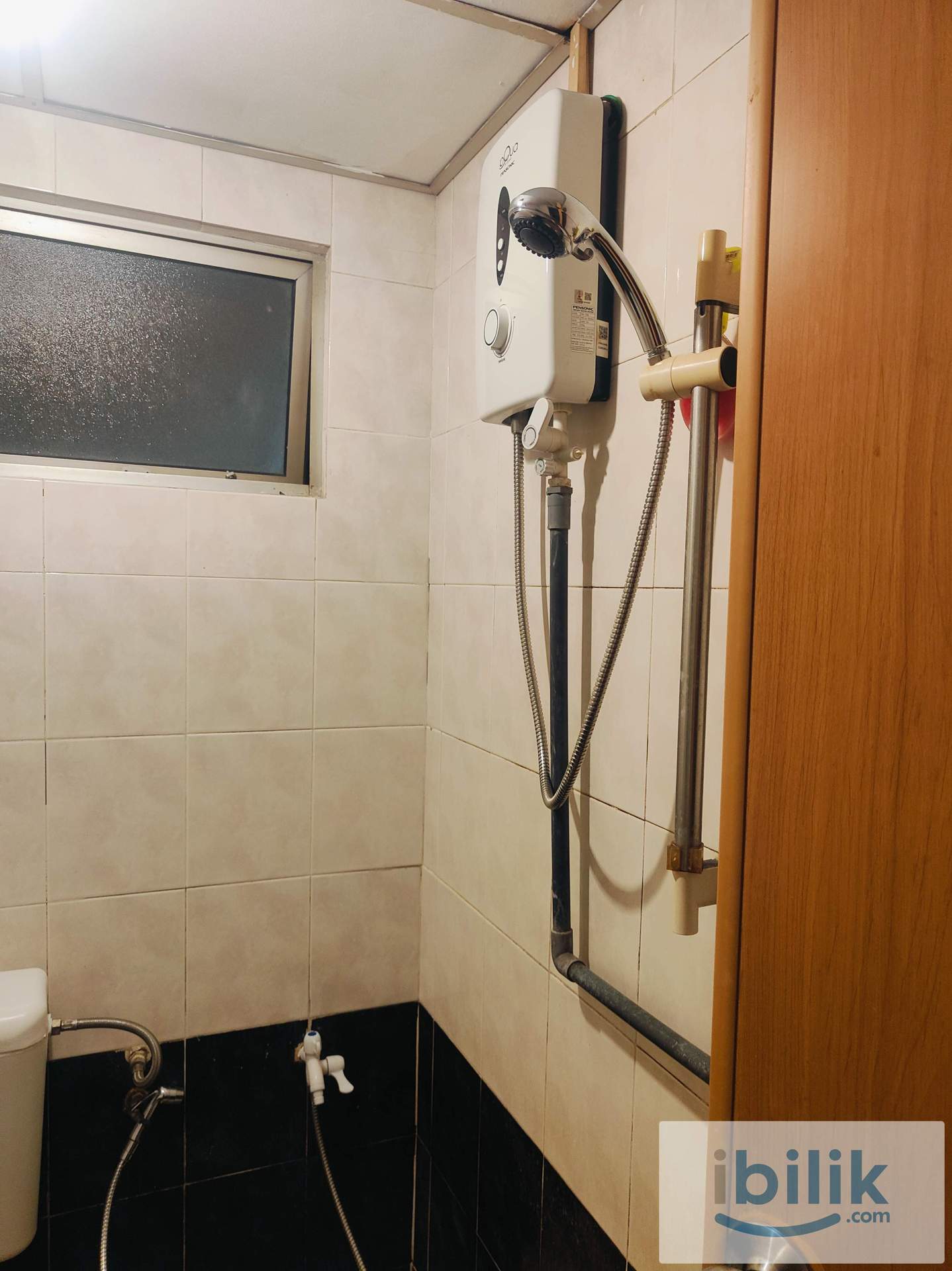 Private room in Endah Regal 10 min walk to lrtbukit jalil🚎. Low Deposit ready for move in - Image 6