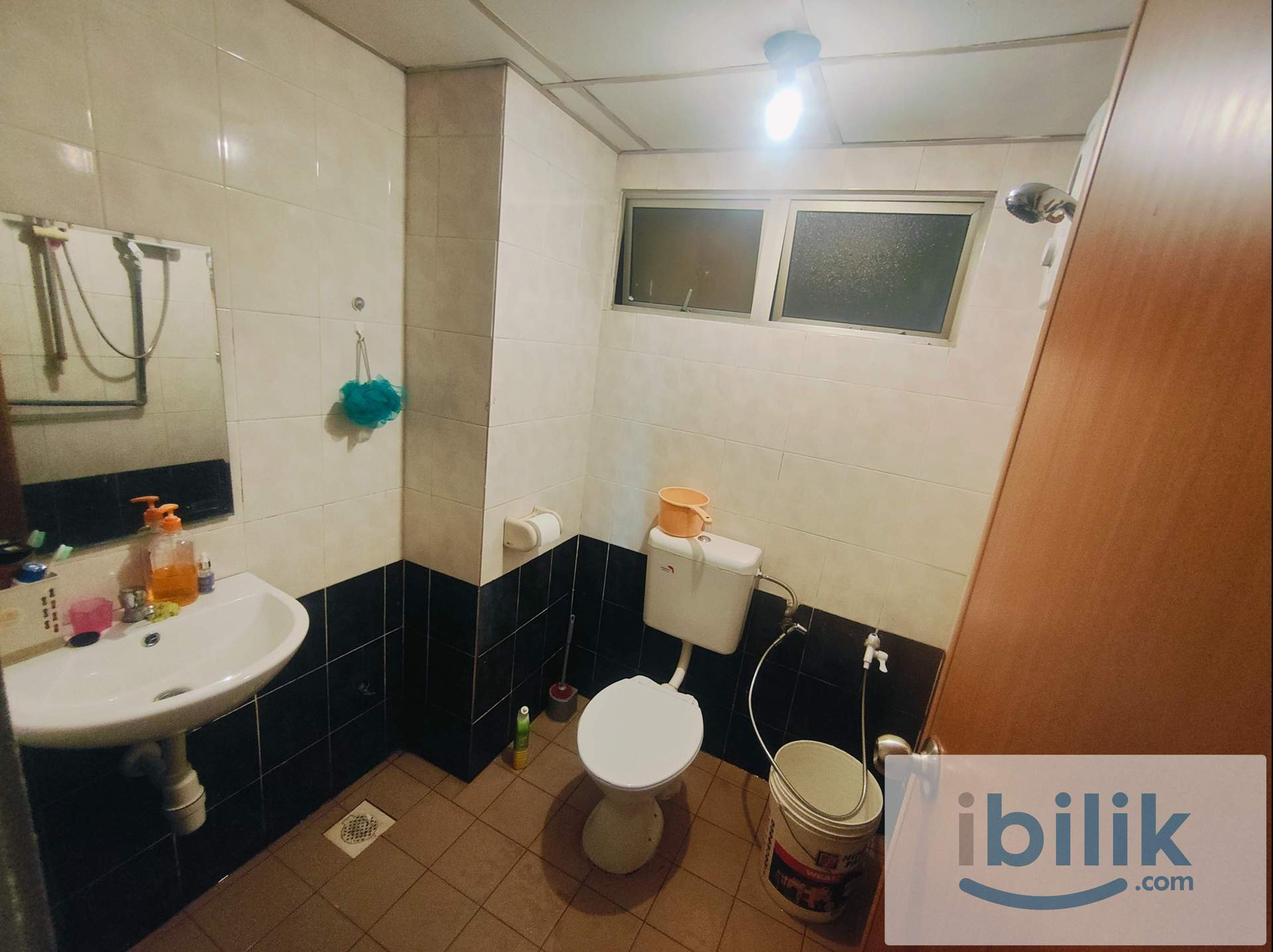 Private room in Endah Regal 10 min walk to lrtbukit jalil🚎. Low Deposit ready for move in - Image 8