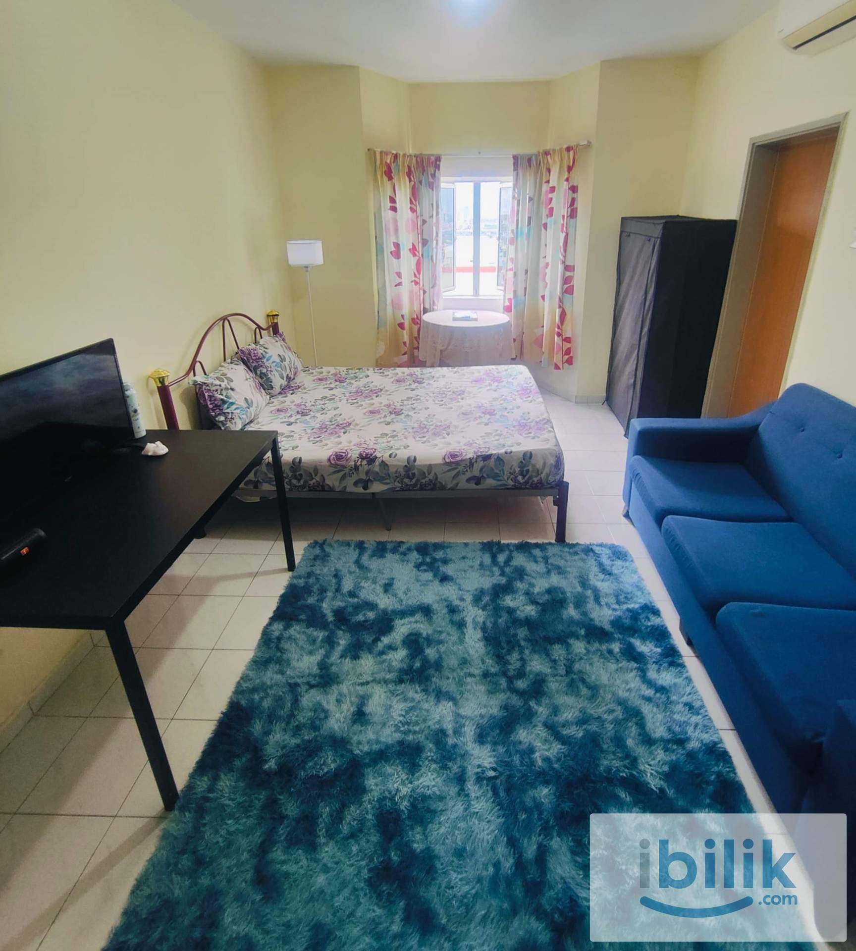 Master room in Endah Regal 10 min walk to lrt bukit jalil🚎. 0 Month Deposit ready for move in - Image 1
