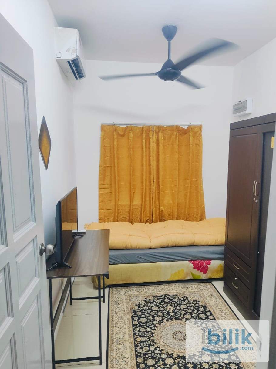 Private room in Endah Regal 10 min walk to lrt bukit jalil🚎. 1 month Deposit ready for move in - Image 1