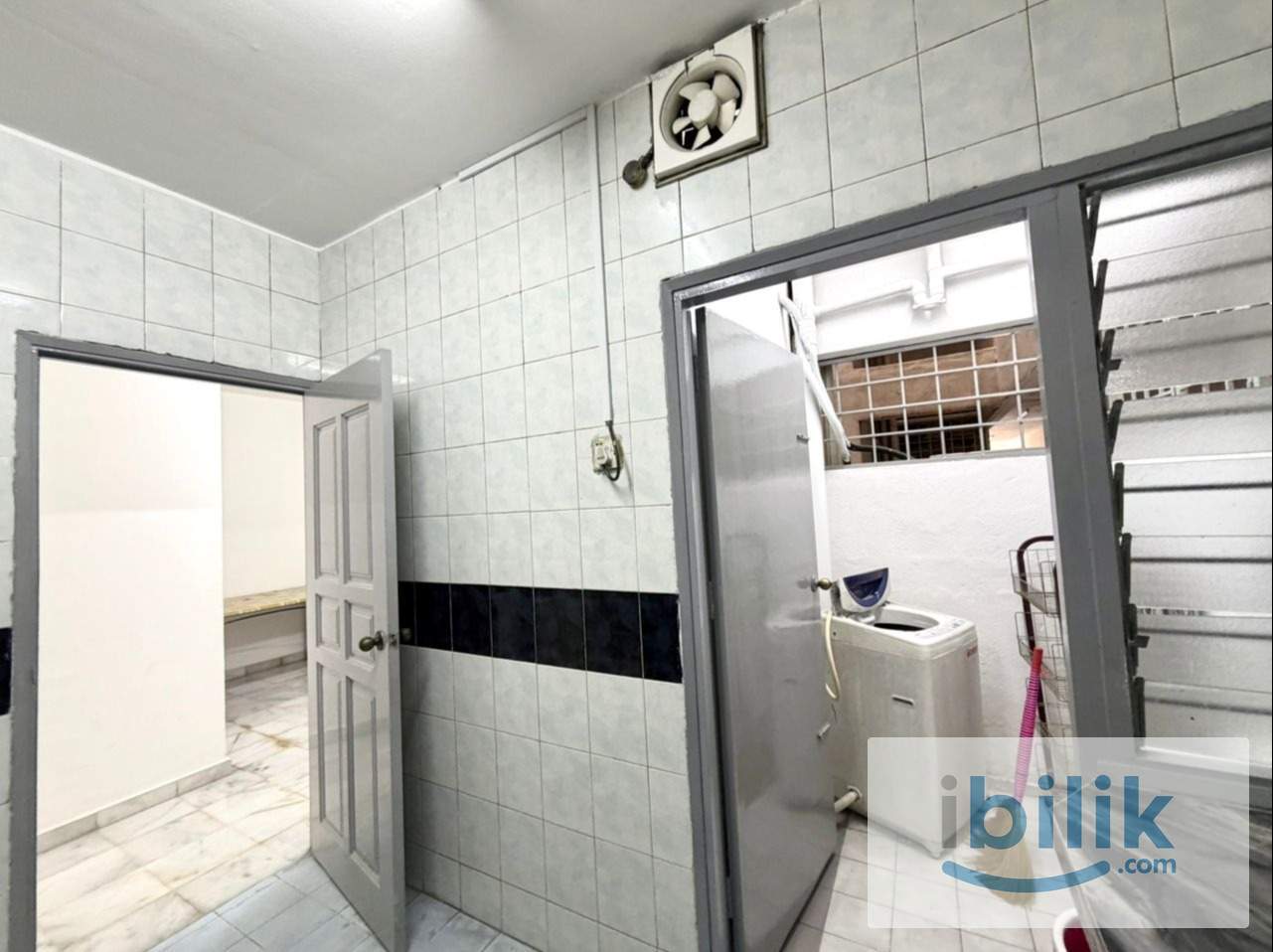 Private room in Endah Regal 10 min walk to lrt bukit jalil🚎. 1 month Deposit ready for move in - Image 8