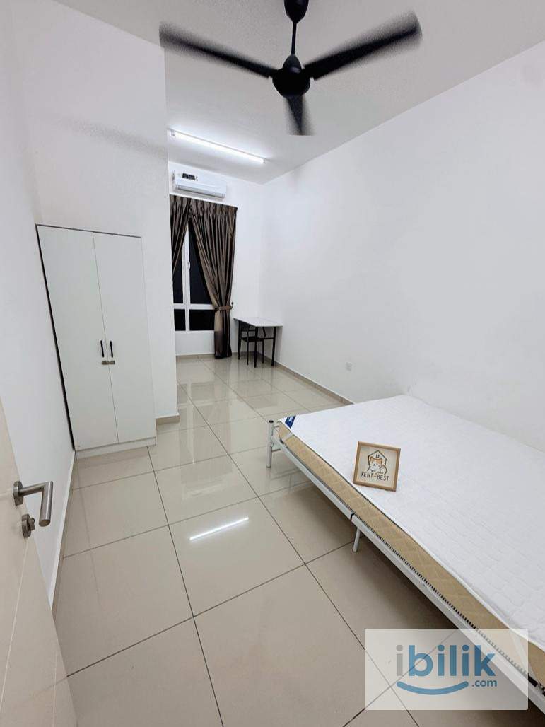 Cozy Middle Room For Rent (Fully furnished | Utilities included) - Image 1
