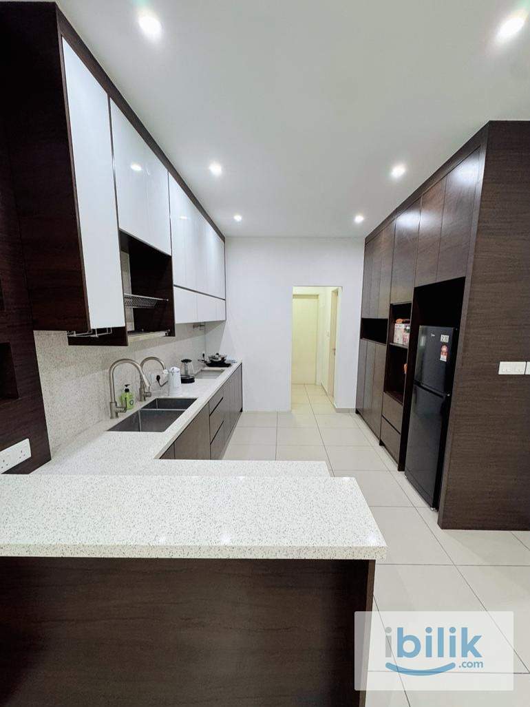 Cozy Middle Room For Rent with Private Bathroom (Fully furnished | Utilities included) Near Seremban 2  - Image 5