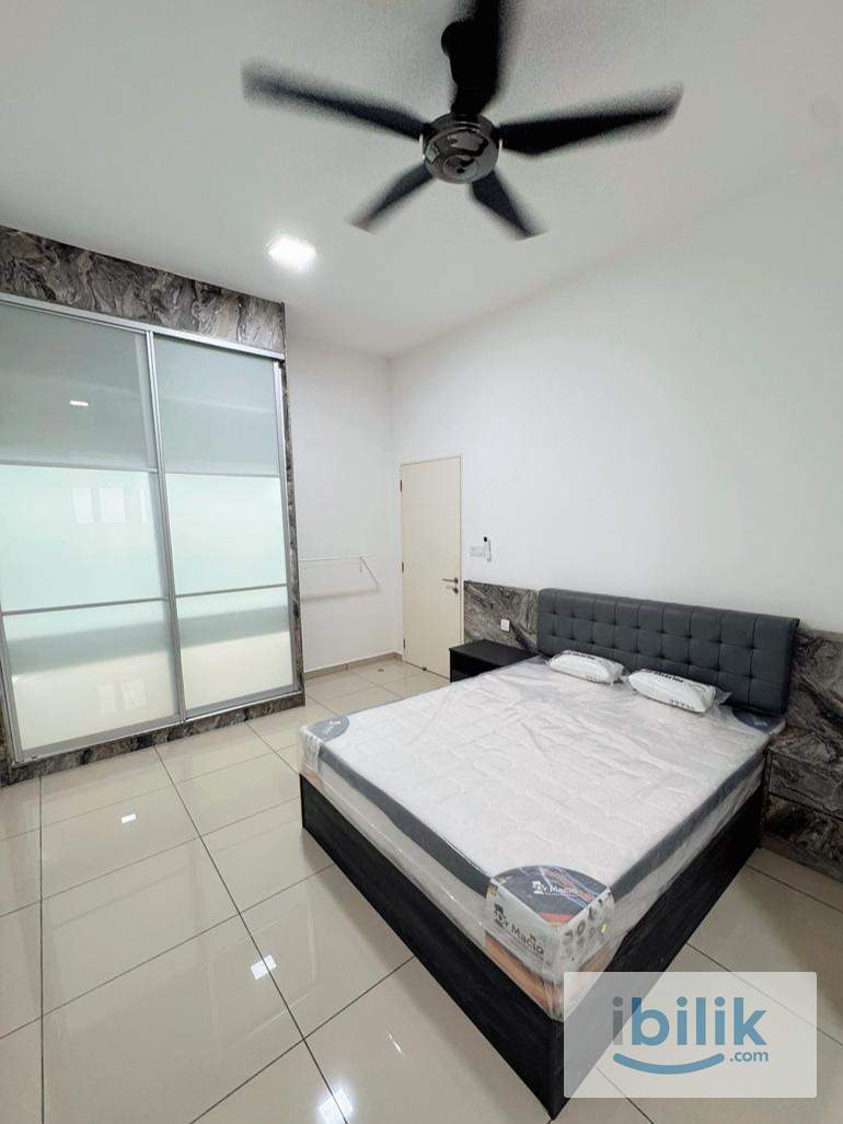 Cozy Middle Room For Rent with Private Bathroom (Fully furnished | Utilities included) Near S2 - Image 2