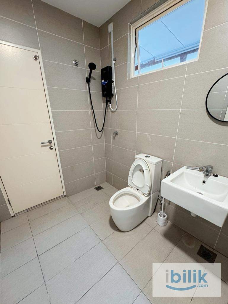 Cozy Middle Room For Rent with Private Bathroom (Fully furnished | Utilities included) Near S2 - Image 3