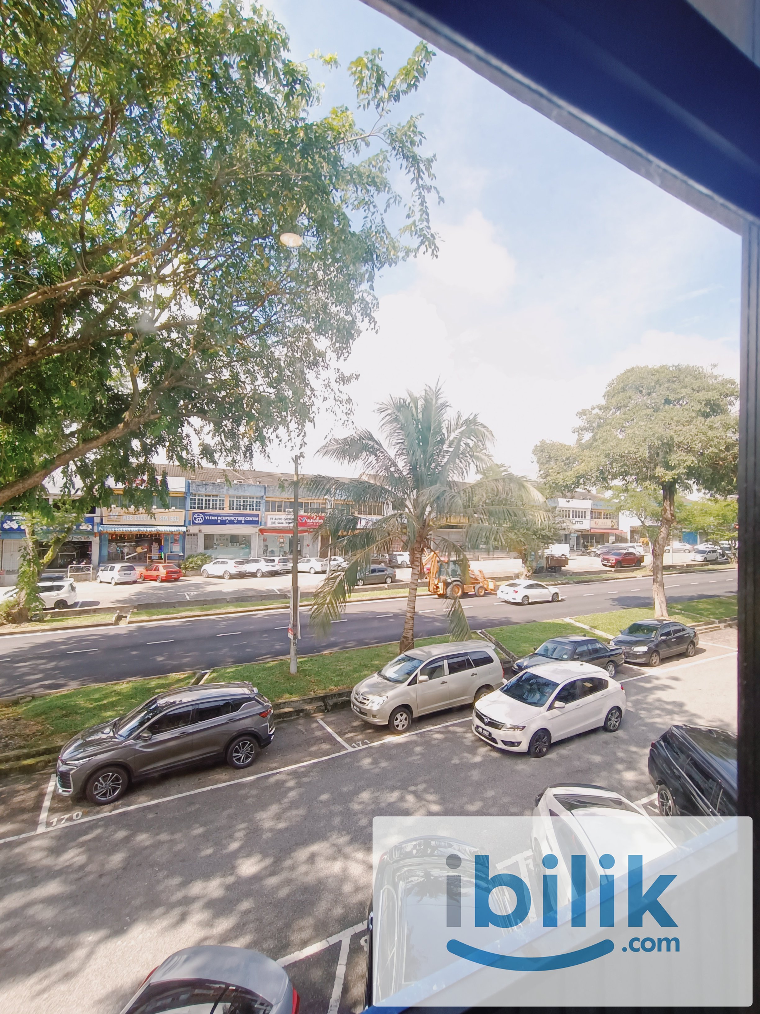 Zero Deposit 🔥 8 Mins to HSI • Fully Furnished Hotel Vibes - Image 10