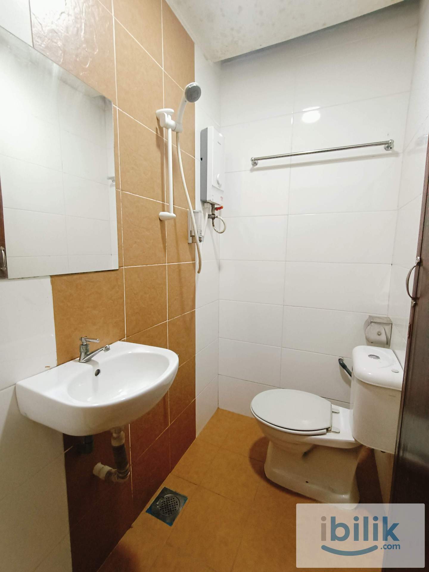 💥 Zero Deposit Room @ Jalan Harimau Kumbang | Near KSL & Holiday Plaza 🏡 - Image 6