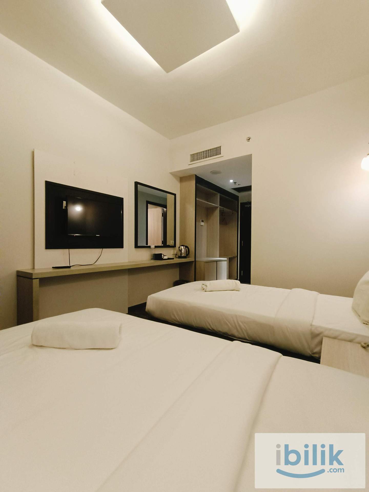 ✨ Booking Only RM300 ZERO DEPOSIT Hotel Room For Rent 💑 Near to DayOne Datacenter Singaporean Welcome - Image 1