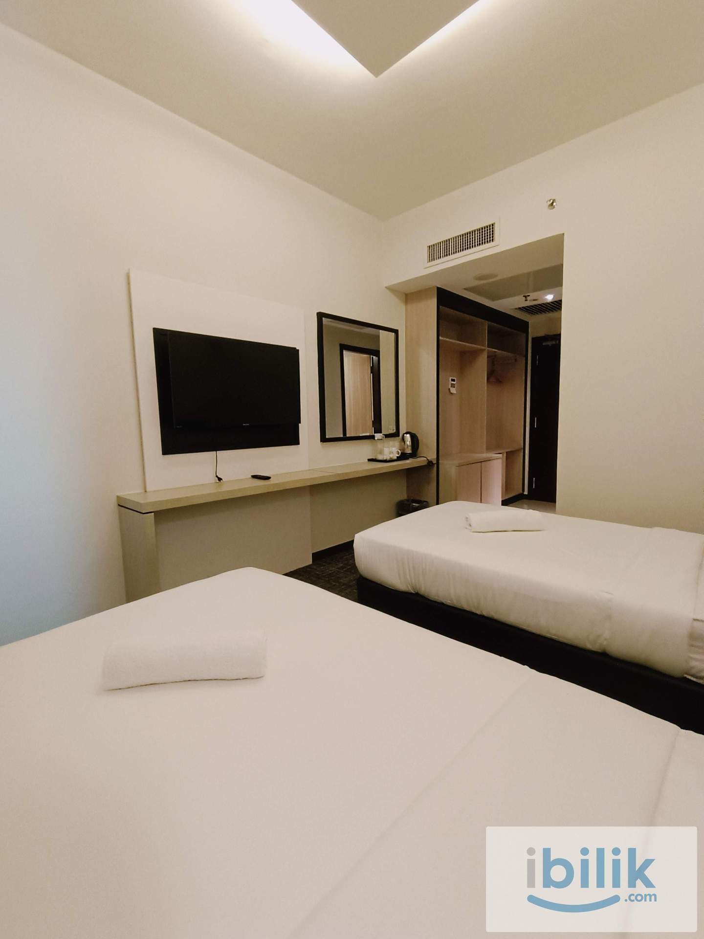 🔥 Hotel Concept Room ZERO DEPOSIT Near 2nd Link 🏨 All Race & Singaporeans Welcomed Fully Furnished Master Room - Image 5