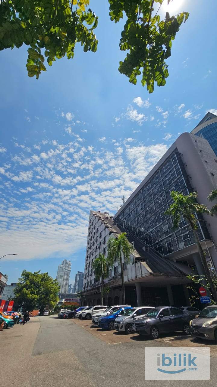 🏨 Crazy Good Deal ZERO DEPOSIT Super Comfy Room 💥 Walking Distance CIQ All Race Singaporean Welcome To Rent - Image 8