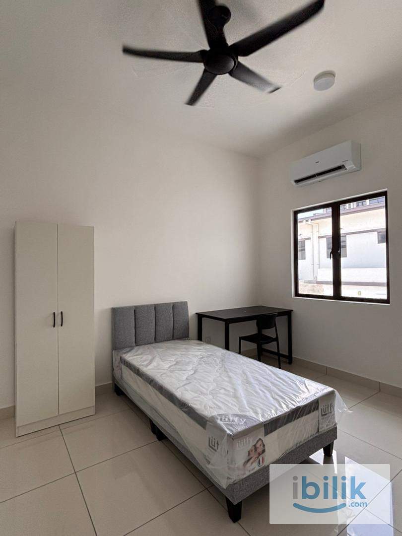 1.5km to Ainsdale Tol * 500m to KTM * 2in1 Brand New Bundle Room * Private Bathroom * Green Luxury Neighbourhood - Image 2