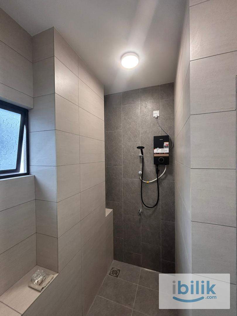 1.5km to Ainsdale Tol * 500m to KTM * 2in1 Brand New Bundle Room * Private Bathroom * Green Luxury Neighbourhood - Image 5