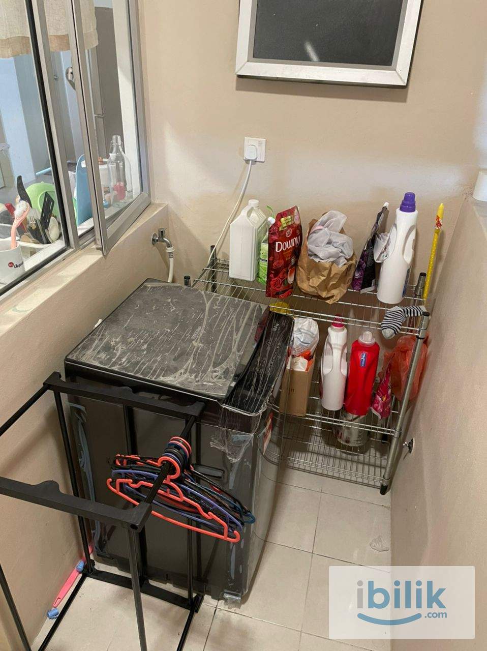Female Queen Bed - Medium Room (Walk to LRT Station) Rental include Utilities  - Image 4