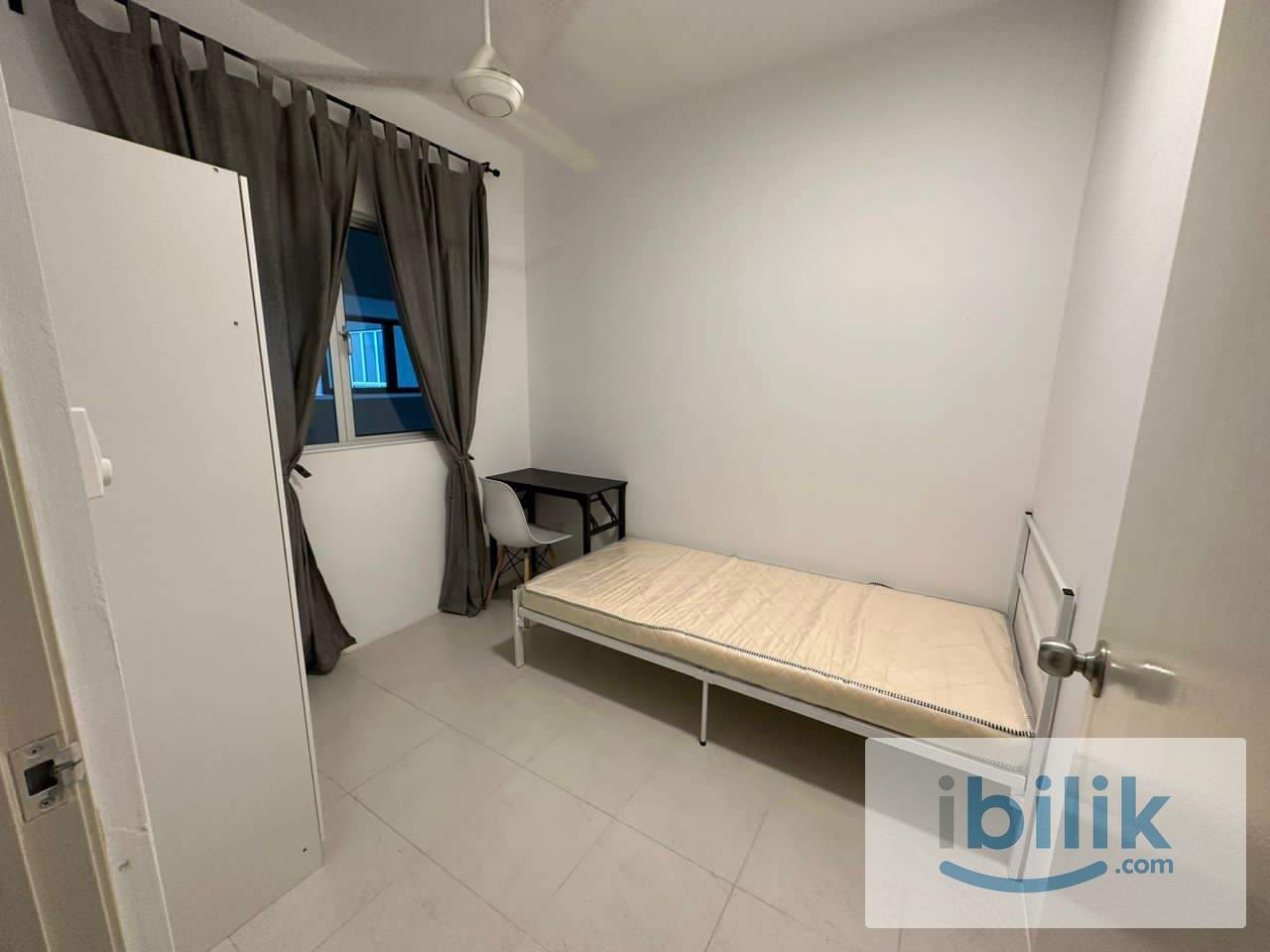 Female Queen Bed - Medium Room (Walk to LRT Station) Rental include Utilities  - Image 8