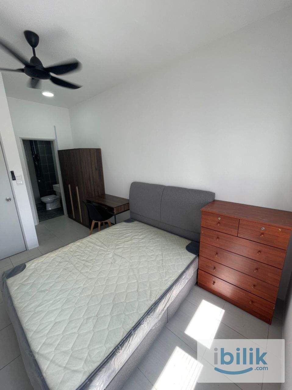 Female Muslim Single Room (Walk to LRT Station) - Image 6