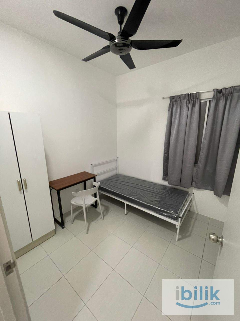 Female Muslim Room (Move in Anytime)  - Image 5