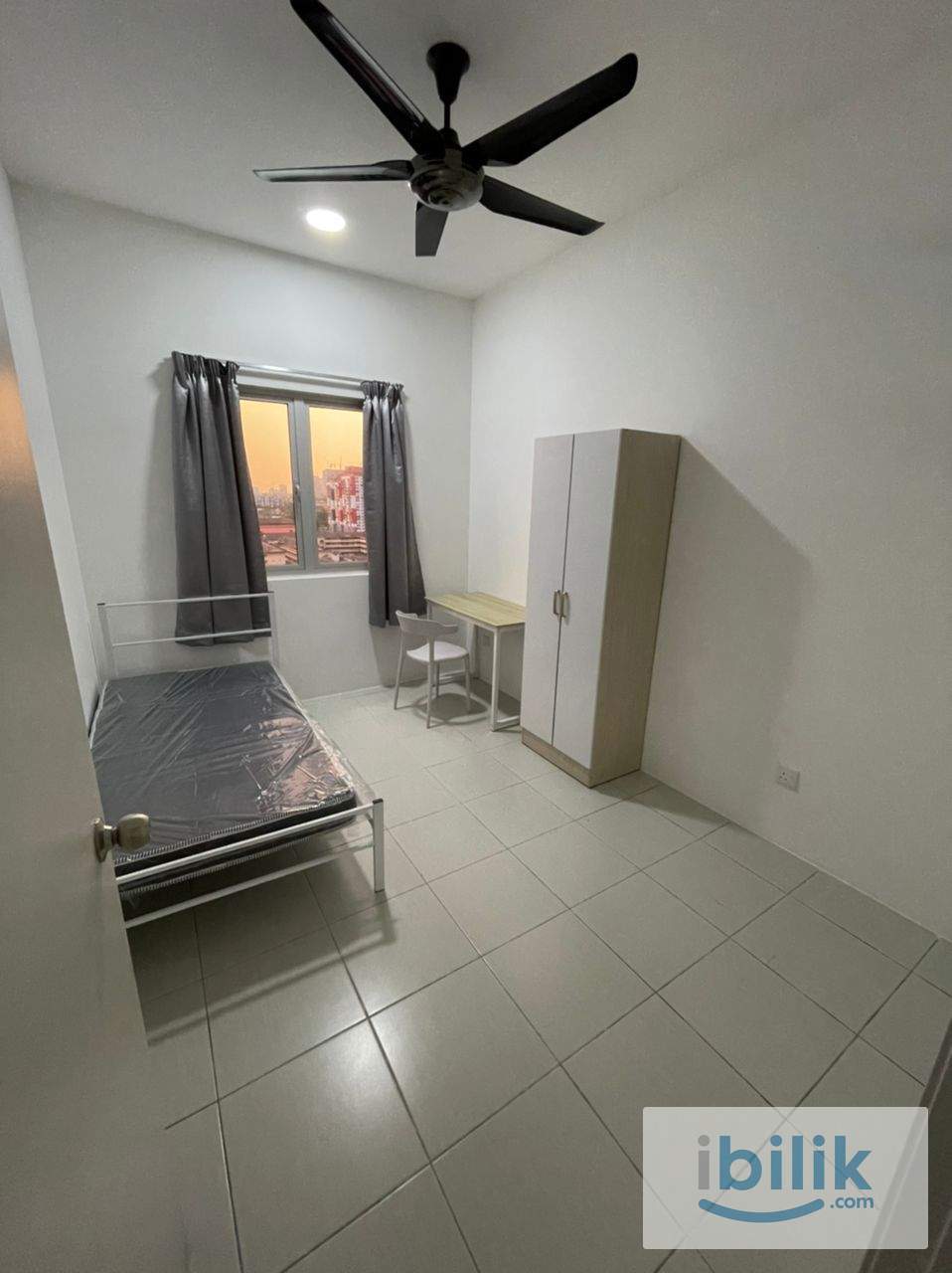 Female Muslim Room (Move in Anytime)  - Image 6