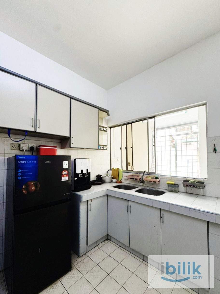 🔥 Zero Depo🔥 1 Month Depo  | 🏡 Fully Furnished Single Room At BU 🛏️| 🚶‍♀️Only 9-min Walk to MRT Bandar Utama 🚇 - Image 3