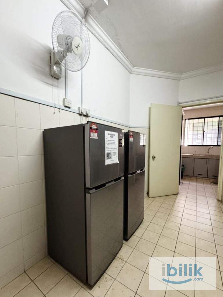 💖 LOW DEPOSIT! [FEMALE-ONLY | FULLY FURNISHED ROOM] 🌸 7 min Drive to Setia City Mall 🛍️ / Sunsuria 🏢 / Top Glove Tower 🏢 - Image 4