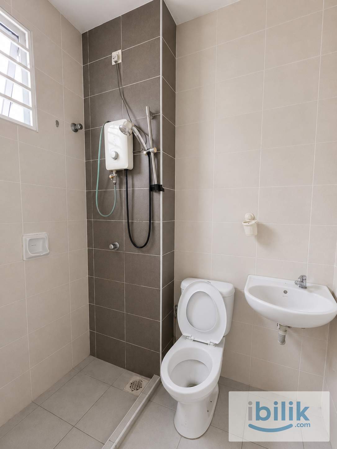 ✨ Zero Deposit | Shah Alam | Fully Furnished Aircond Medium Room attached bathroom for Rent✨ - Image 4