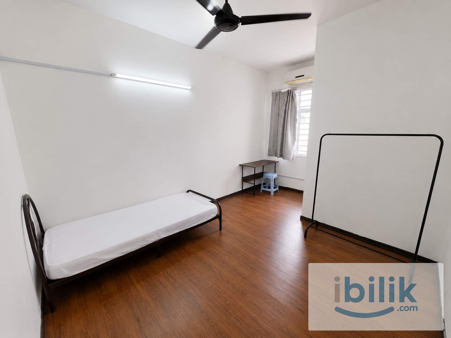 ✨ Zero Deposit | Shah Alam | Fully Furnished Aircond Medium Room attached bathroom for Rent✨ - Image 1
