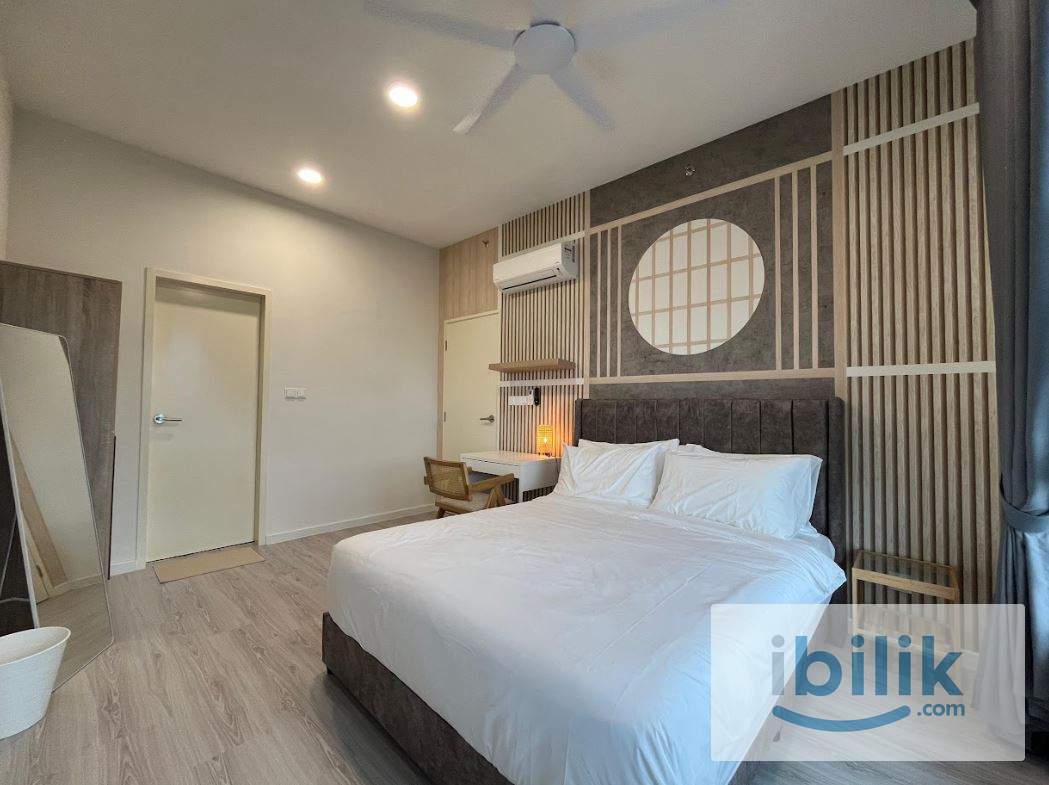 Master Room at Meta Residences Putra Permai, Seri Kembangan - Image 1