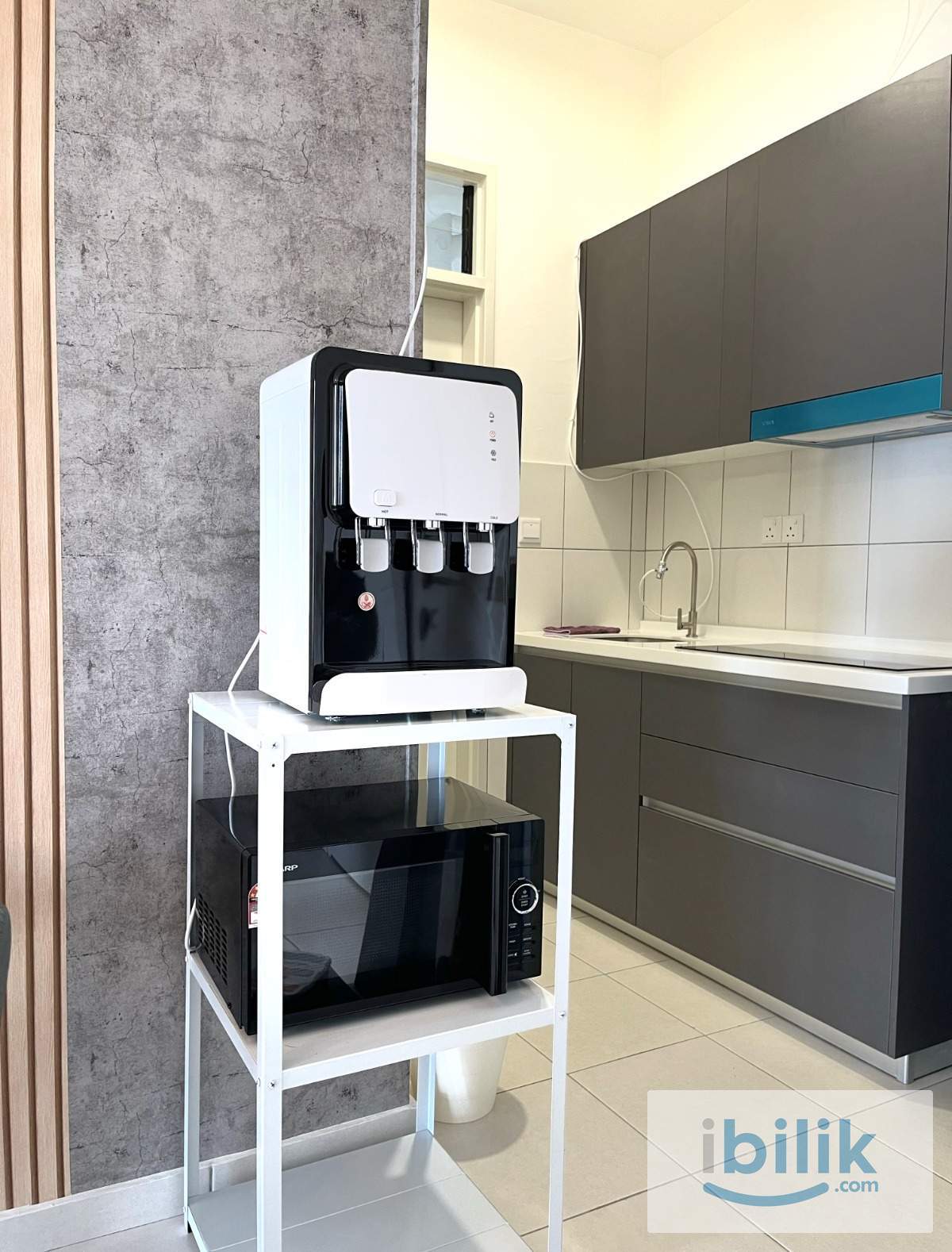 Master Room at Pixel City Sentral, Bandar Seri Permaisuri - Image 4