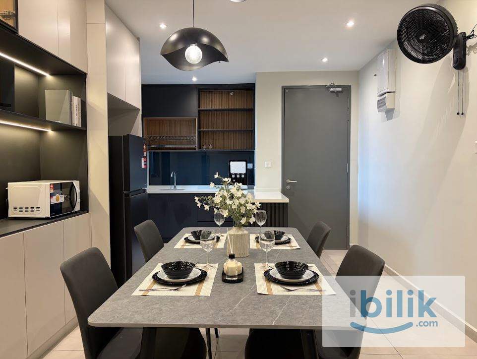 Middle Room at Meta Residence Putra Permai, Seri Kembangan - Image 5