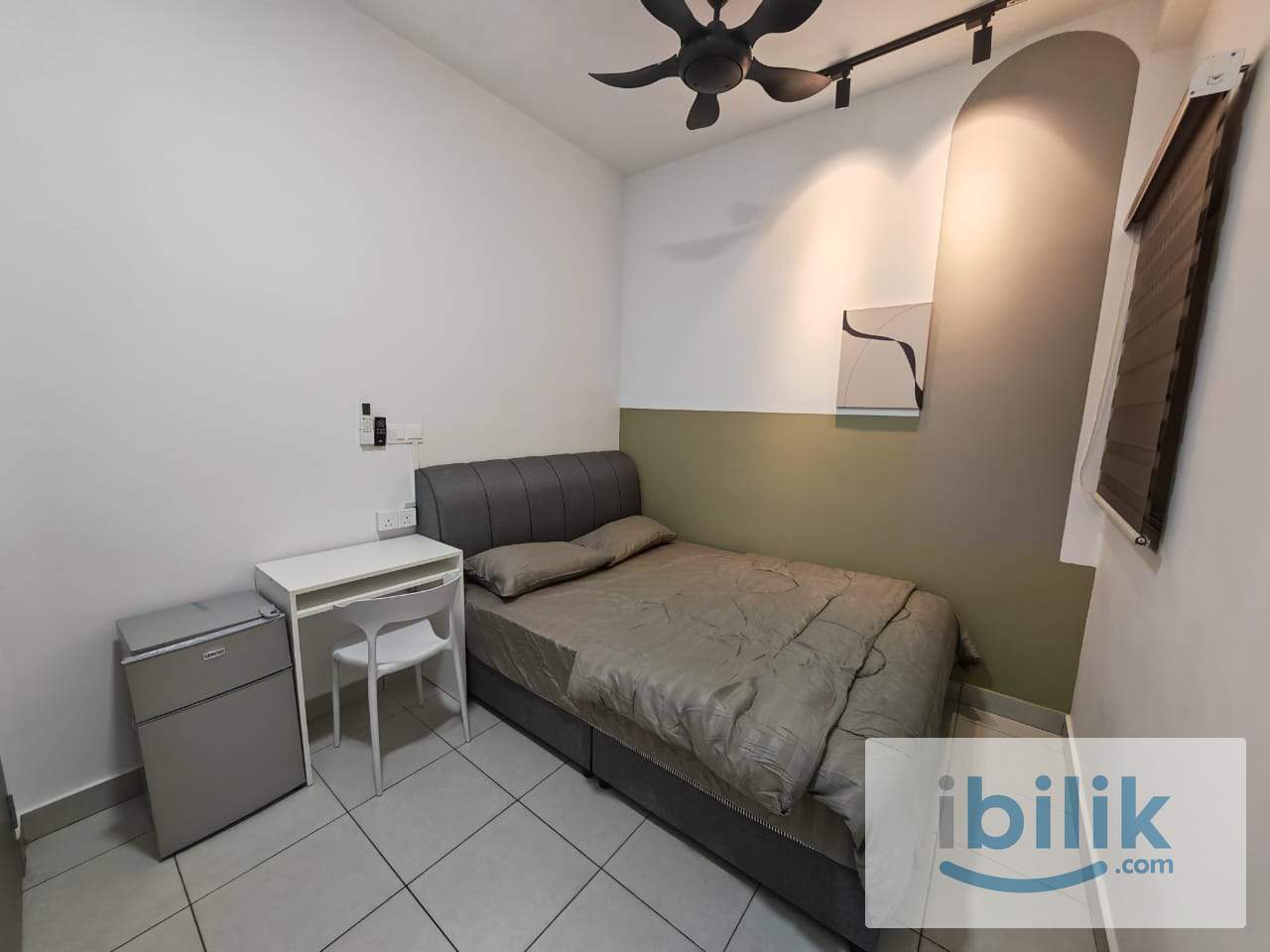 Middle Room Female Unit Fully Furnihsed For Rent Walking to MRT Cheras - Image 1