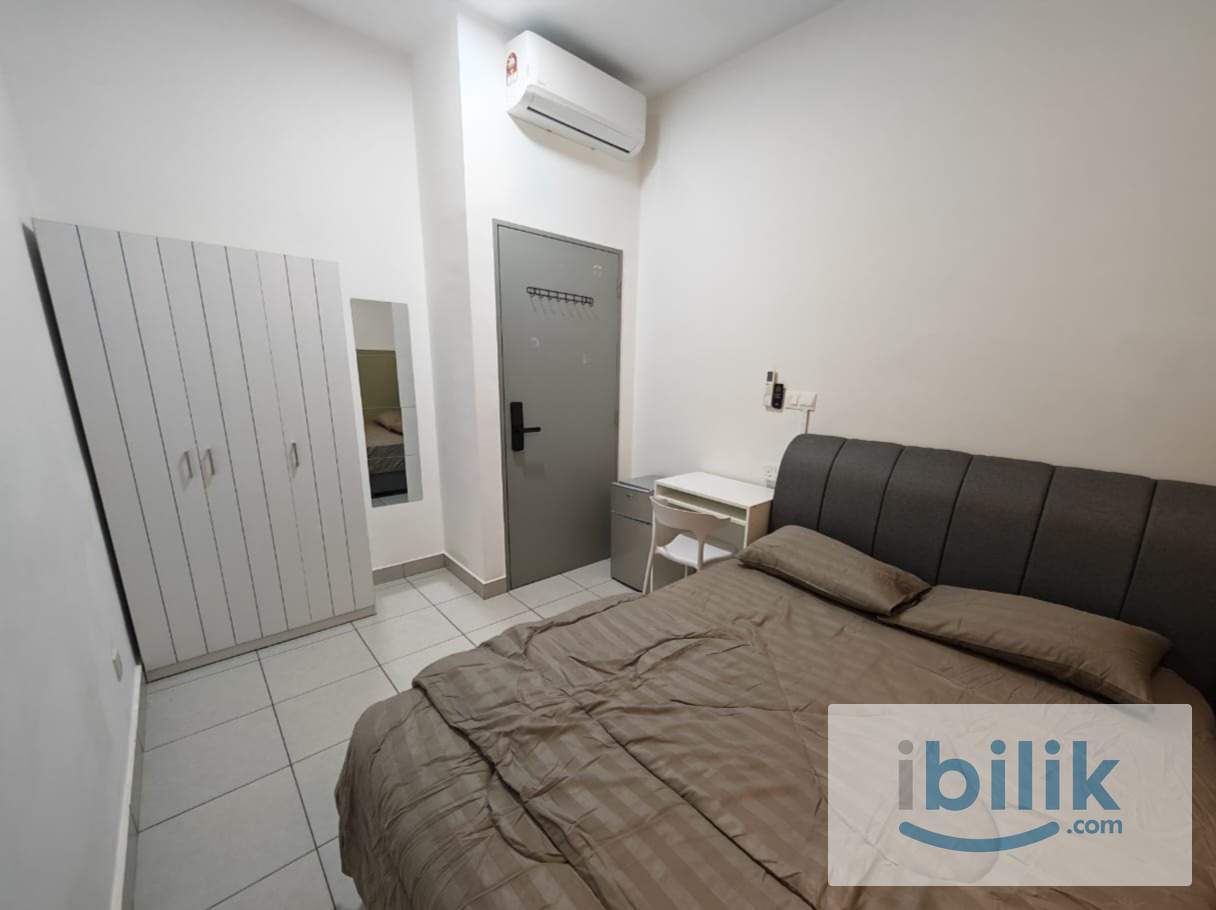 *Middle Room Female Unit* Fully Furnished 5mins walking to MRT Cheras Kajang Line 1 - Image 1