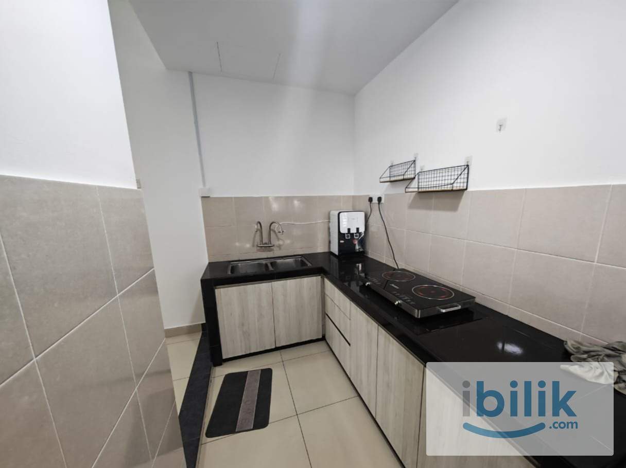 Female Unit Middle Room Fully Furnished Palm Hill Residence For Rent - Image 3