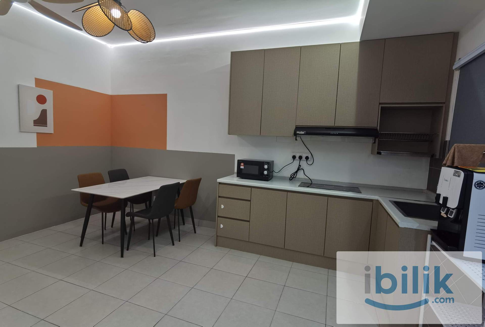 Muslim Female Unit - Middle Room 5mins walking to MRT Bandar Tun Hussen Onn Cheras - Image 3