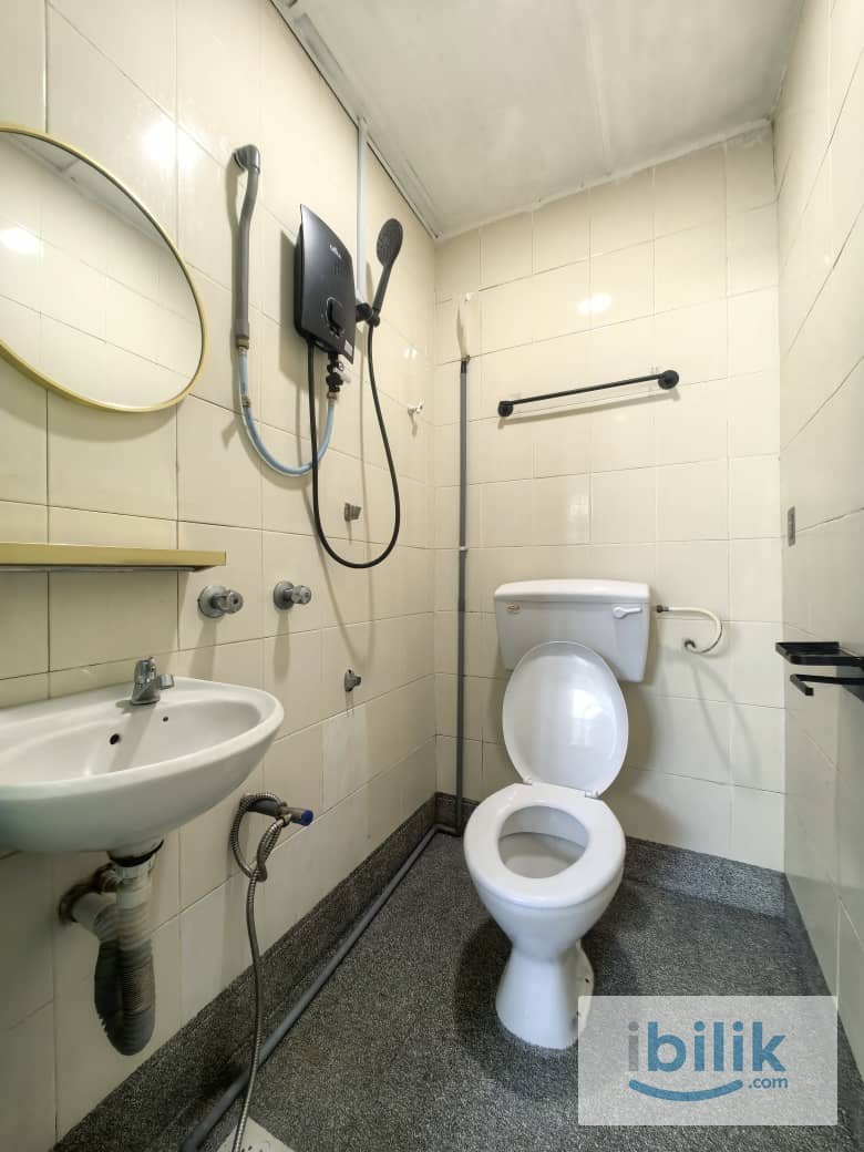 BRICKFIELD, KL SENTRAL , MASTER ROOM TO RENT, ZERO DEPOSIT - Image 2