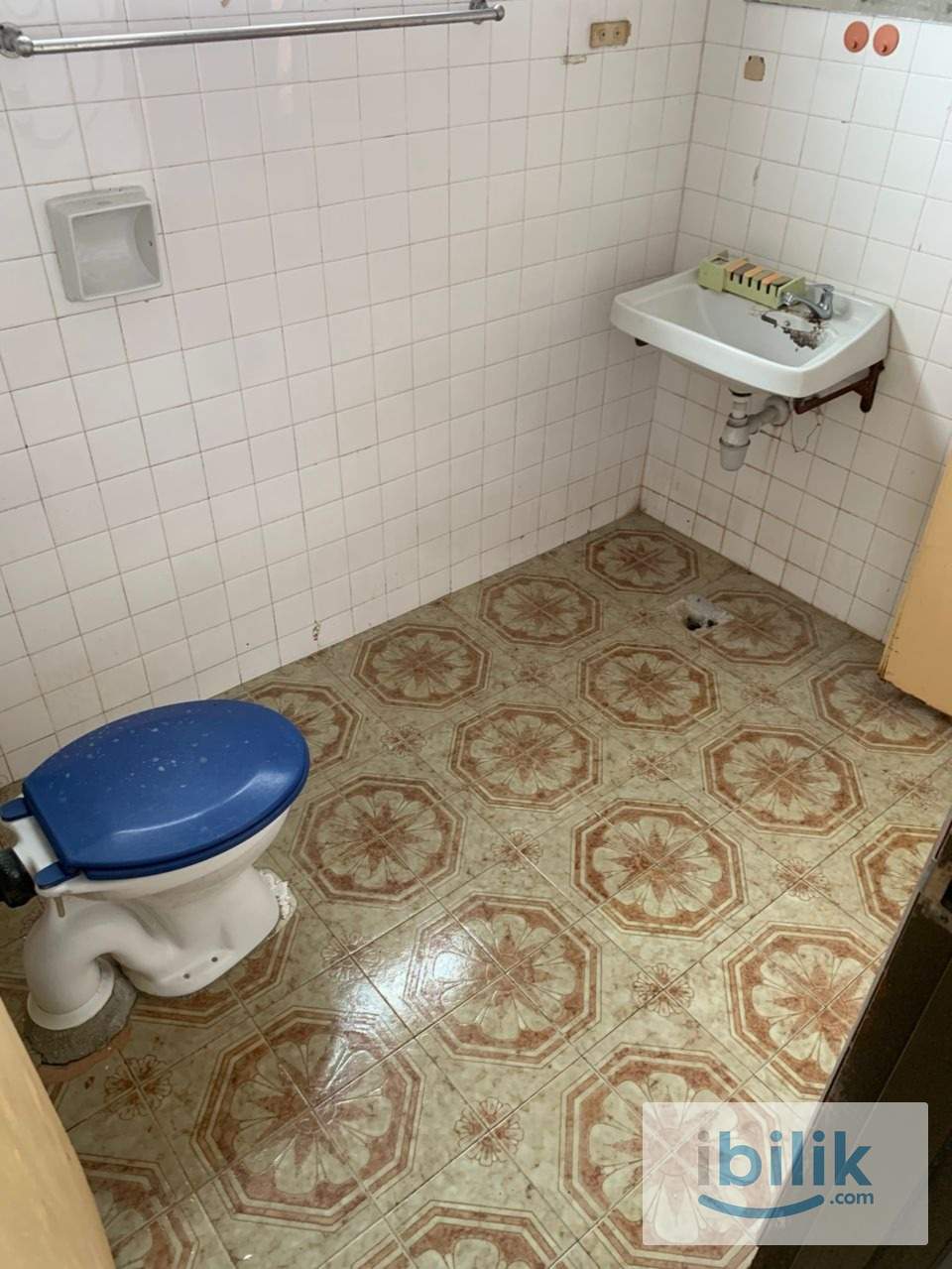 SS18. SUBANG JAYA , ROOM TO RENT - Image 3