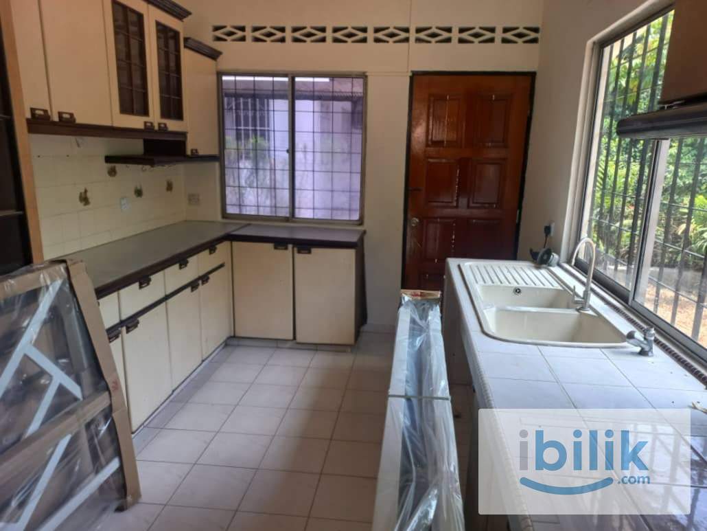 SS18. SUBANG JAYA , ROOM TO RENT - Image 4