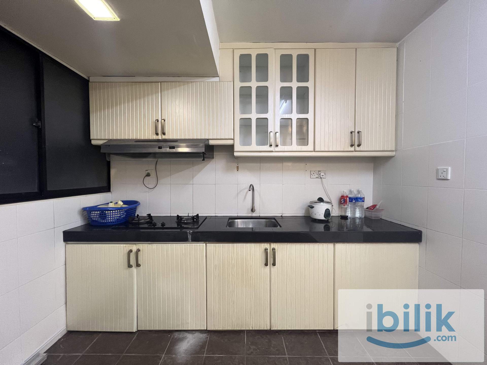 🛣️ Easy Access Room in Damansara Prime Area - Image 3