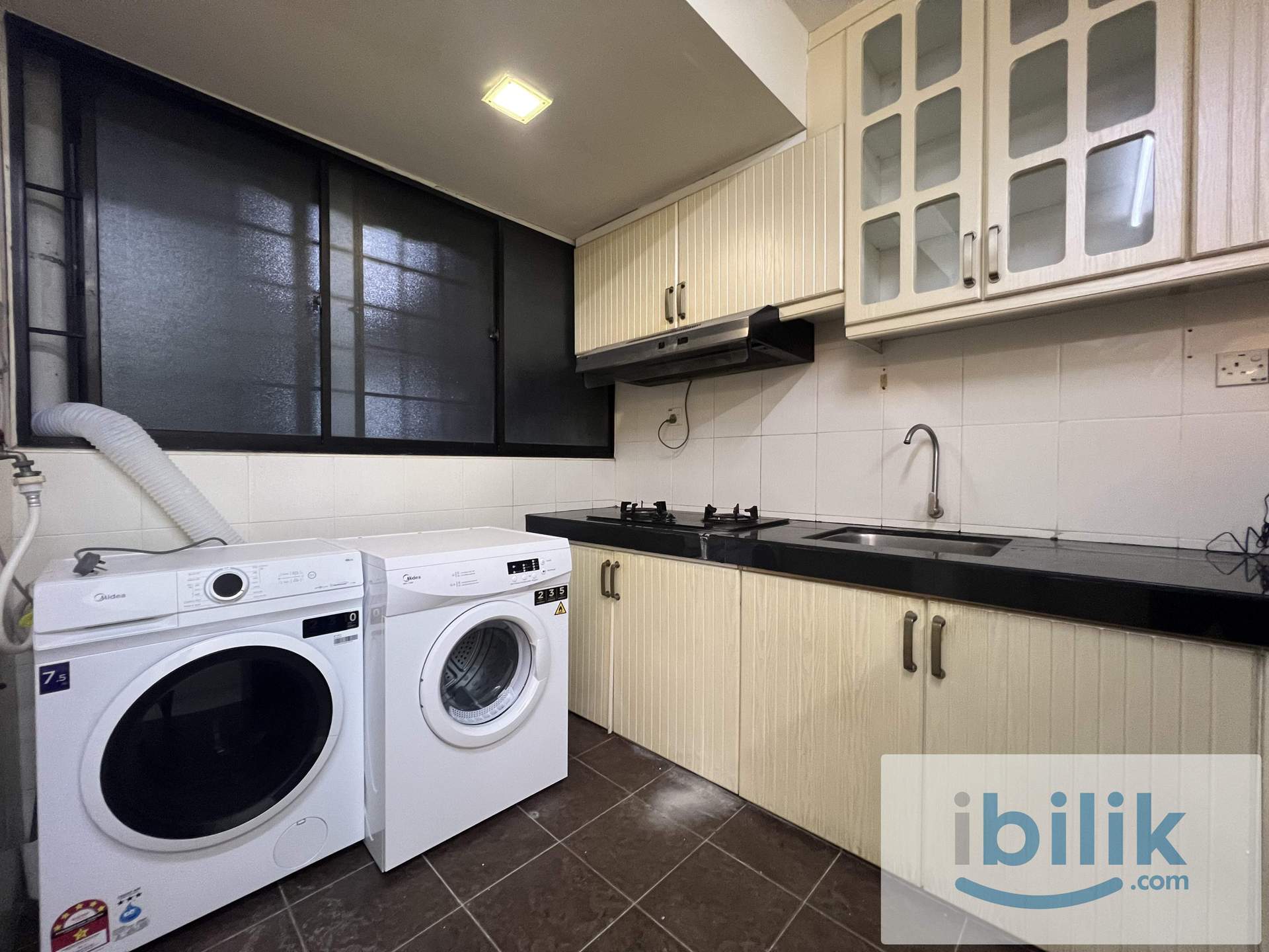 🛣️ Easy Access Room in Damansara Prime Area - Image 4