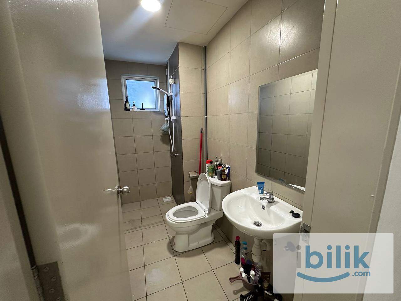 📍Residensi Riamas Old Klang Road 🌟Affordable Middle Room Rm700 only  - Image 3