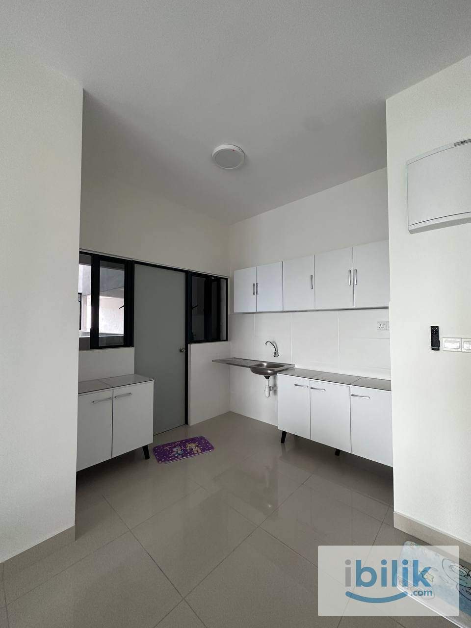 🌟Cozy Middle Room @ Platinum Arena old klang road🚶‍♂️eateries & grocer downstairs - Image 2